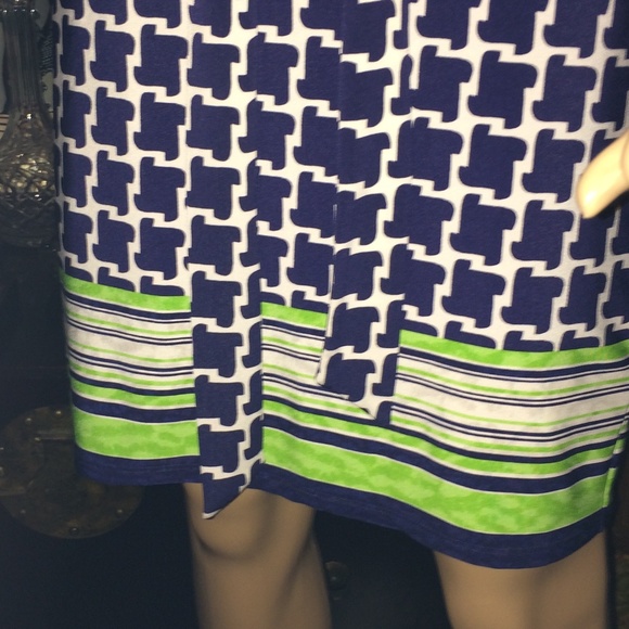 Laundry by Shelli Segal Dress, Size 2 - Picture 7 of 8